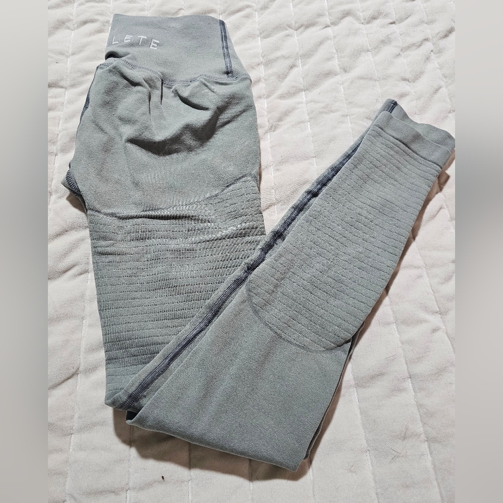 Alphalete Leggings